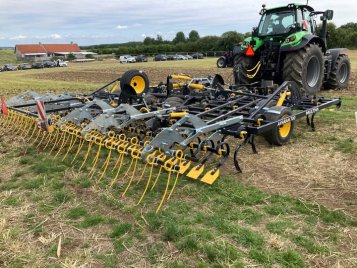 Multiva DK ser frem til at møde dig i marken i samarbejde med FMR Maskiner!Nu vil vi i marken igen ‼️😀 I anledning af a...