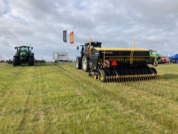 Så er vi i gang på Dansk Markdemo👍 Kom forbi stand 1.6! #Multiva 🌾🌾🌾