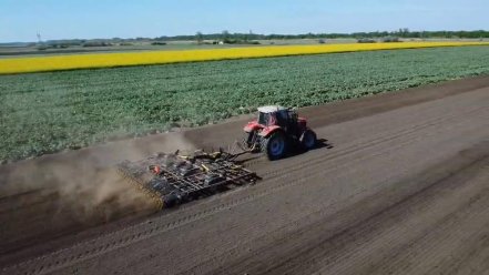 Csemegekukorica magágykészítés a Hajdúságban 🌽 TopLine Super 600Xl kombinátorral 🏁🤠