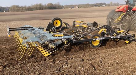 Multiva Avaran 600 til salg🇩🇰 Multiva DK's Avaran 600 demo-harve er til salg. Maskinen er leveret til Danmark efteråre...