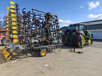 Zajlanak a munkálatok a Hajdúságban is.🎙️📢 Új Avaran 800 kombinátort készítünk a húsvét után kezdődő magágy készítésre...