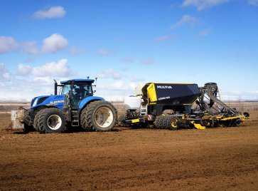 The eCerex 600 seeder is ideally suited for efficient contract in northern conditions, both in Iceland and other Nordic ...